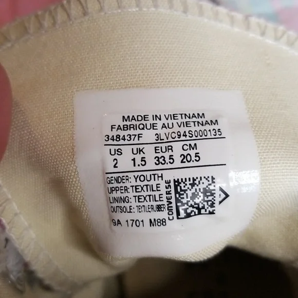 Converse Kids High-Top Sneakers in Burgundy and White. All Stars Size 2 Youth - Picture 9 of 9